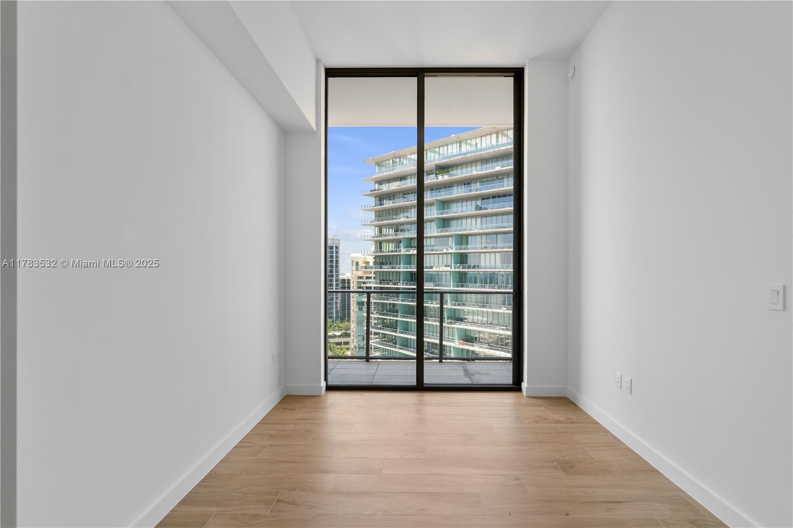 2655 SOUTH BAYSHORE DRIVE - Residential