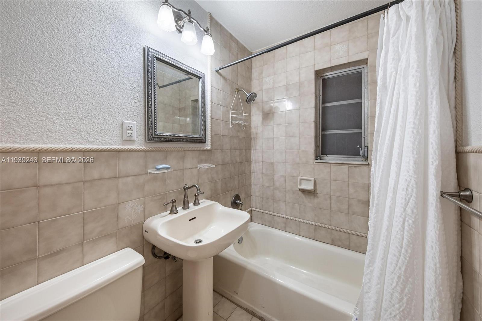 MIAMI GATEWAY REVISED - Residential Income