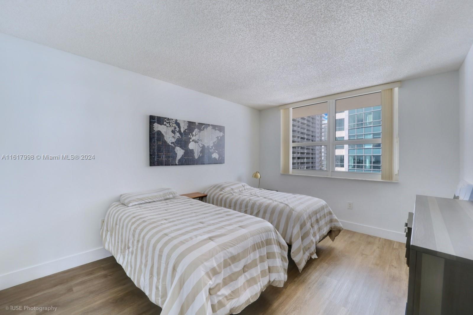 THE MARK ON BRICKELL COND - Residential