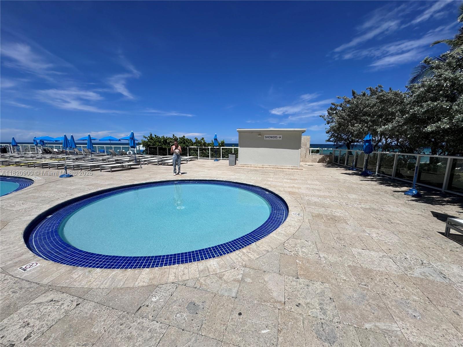 THE AVENTURA BEACH CLUB C - Residential