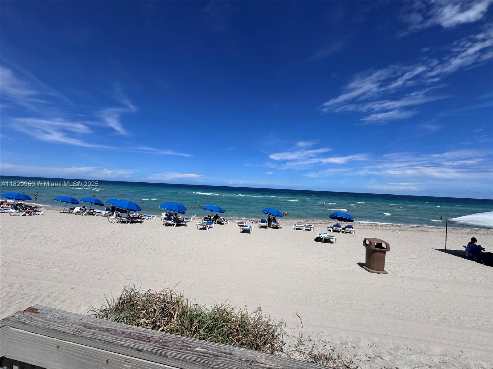 THE AVENTURA BEACH CLUB C - Residential