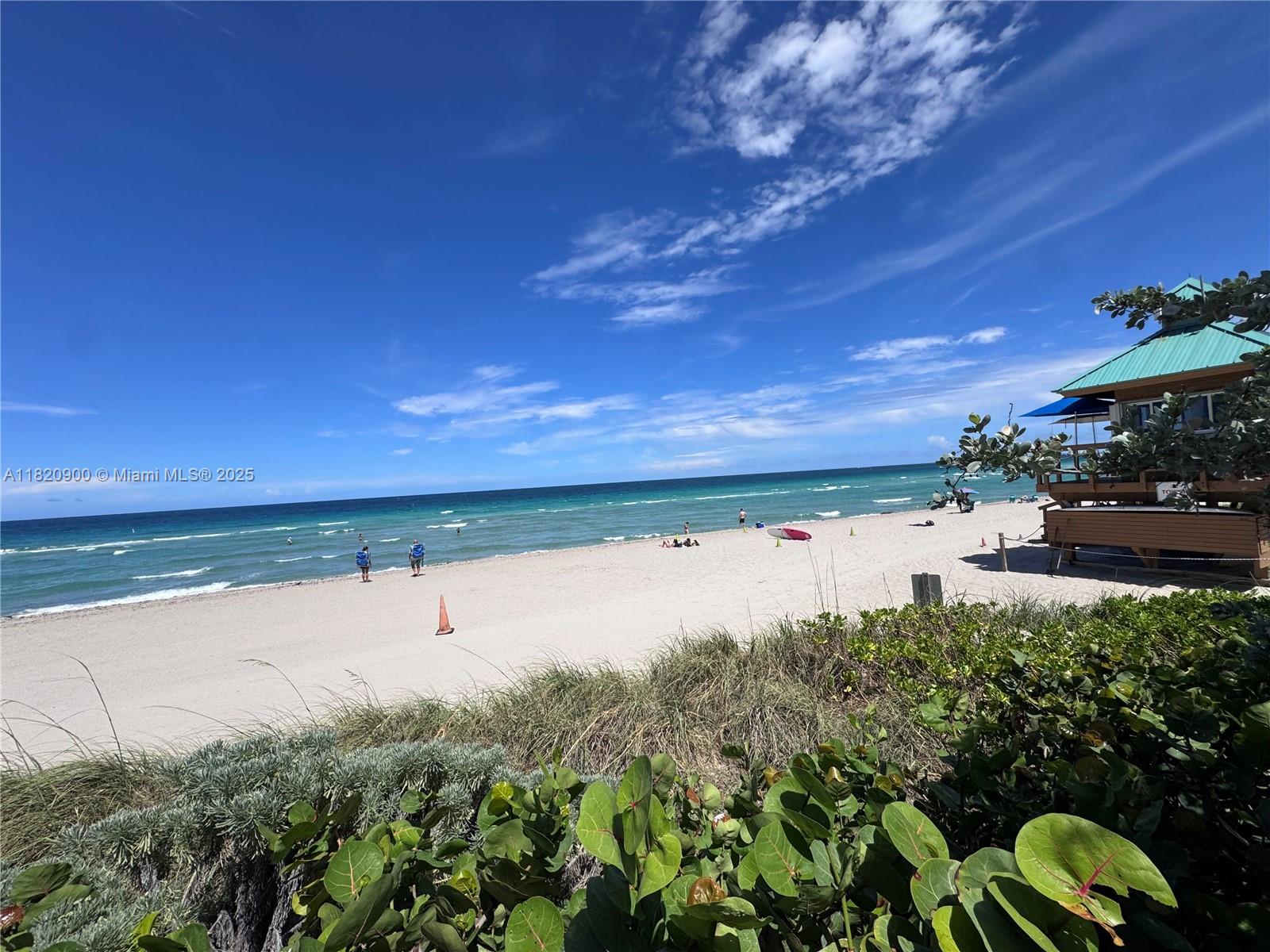 THE AVENTURA BEACH CLUB C - Residential