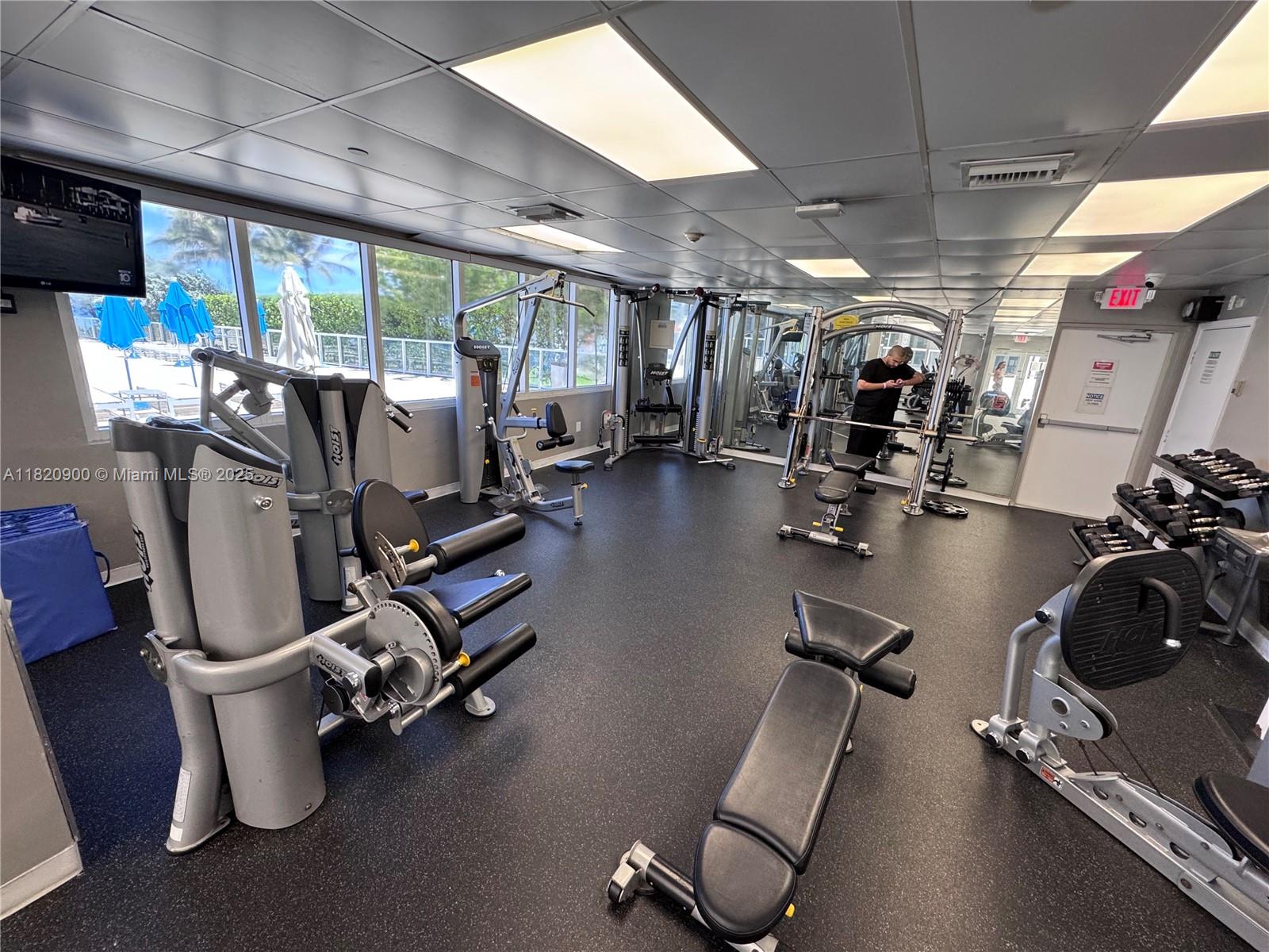 THE AVENTURA BEACH CLUB C - Residential