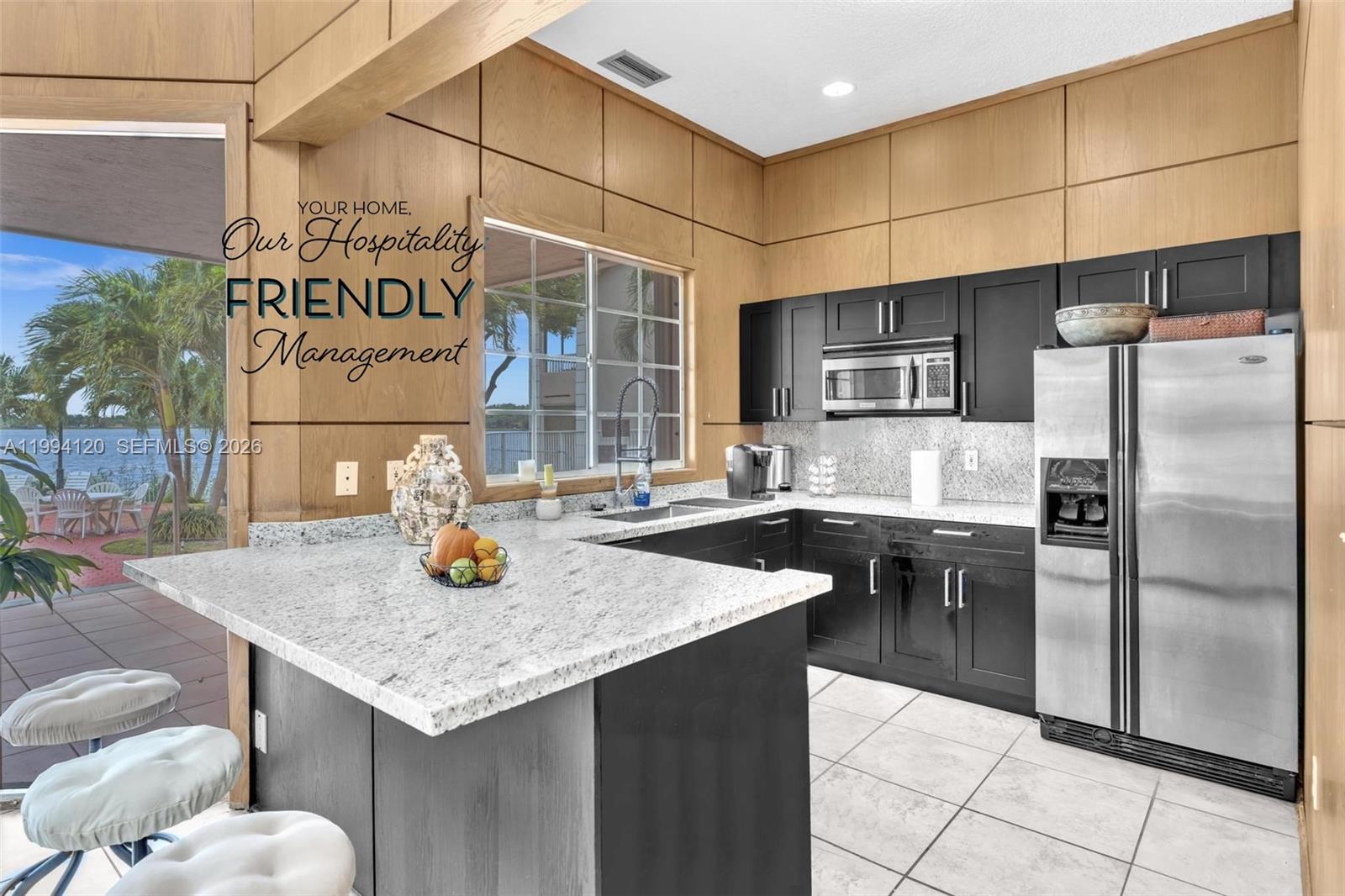 LAKEVIEW CLUB CONDO - Residential Lease