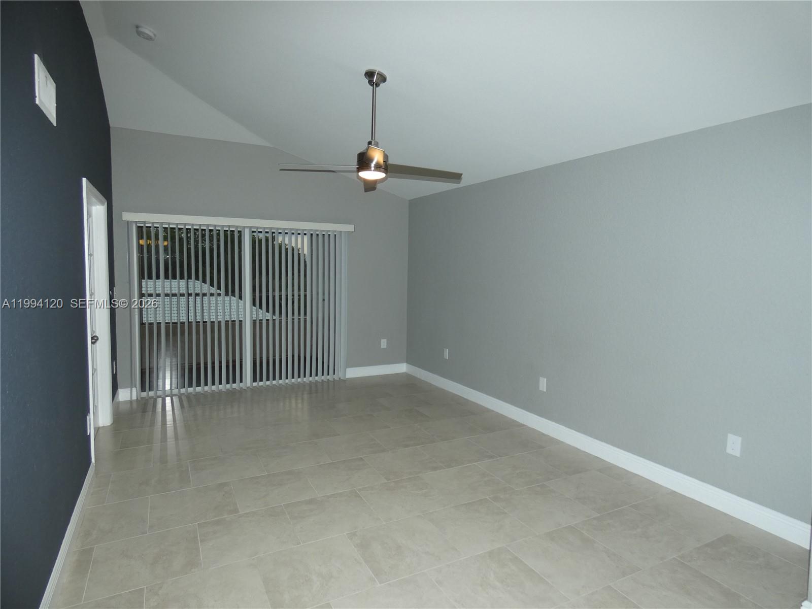 LAKEVIEW CLUB CONDO - Residential Lease