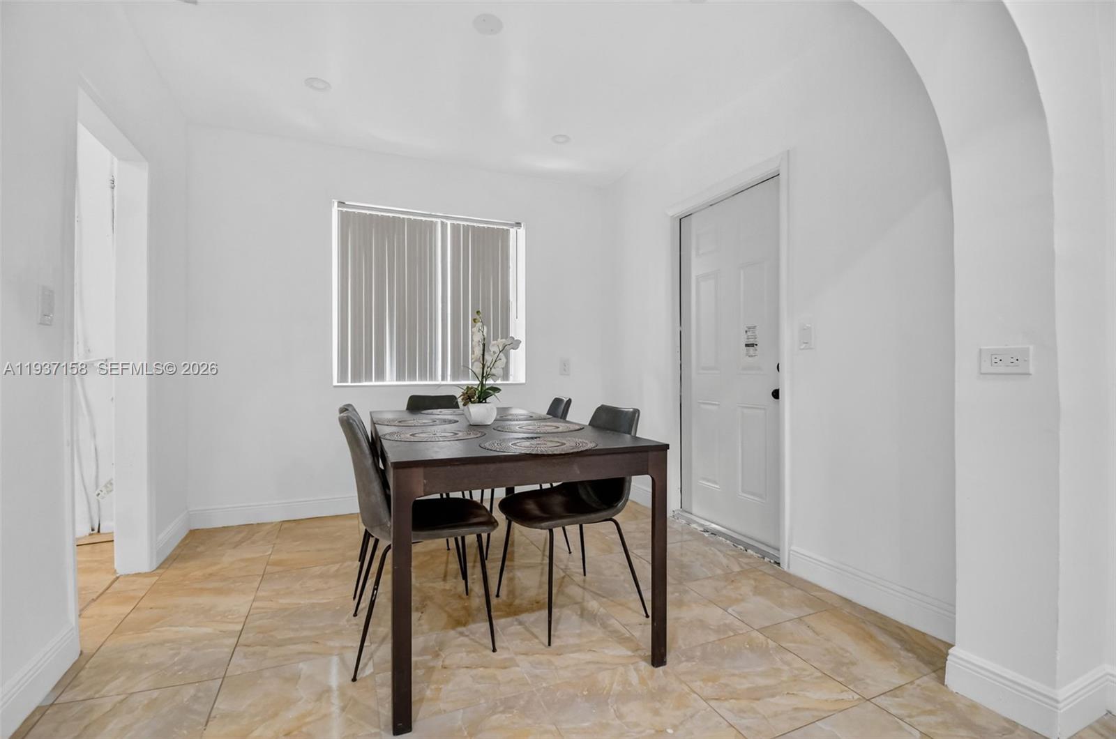 IRONS MANOR 5TH ADDN - Residential