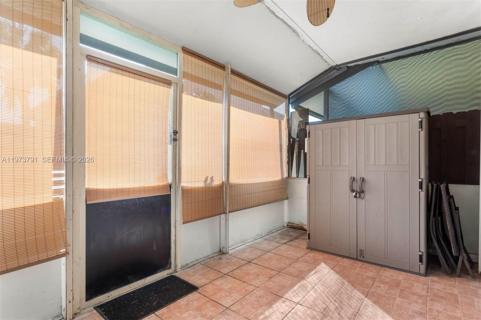 CENTRE COURT CONDO - Residential