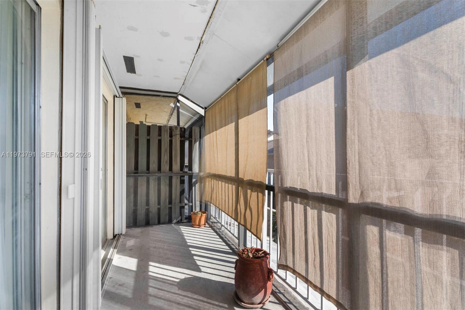 CENTRE COURT CONDO - Residential