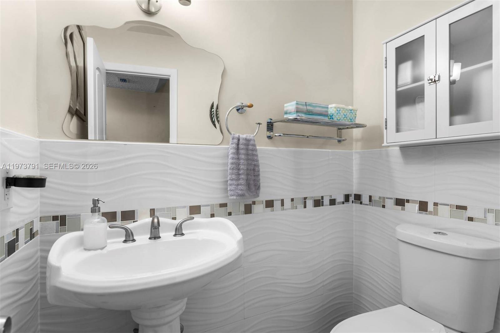 CENTRE COURT CONDO - Residential