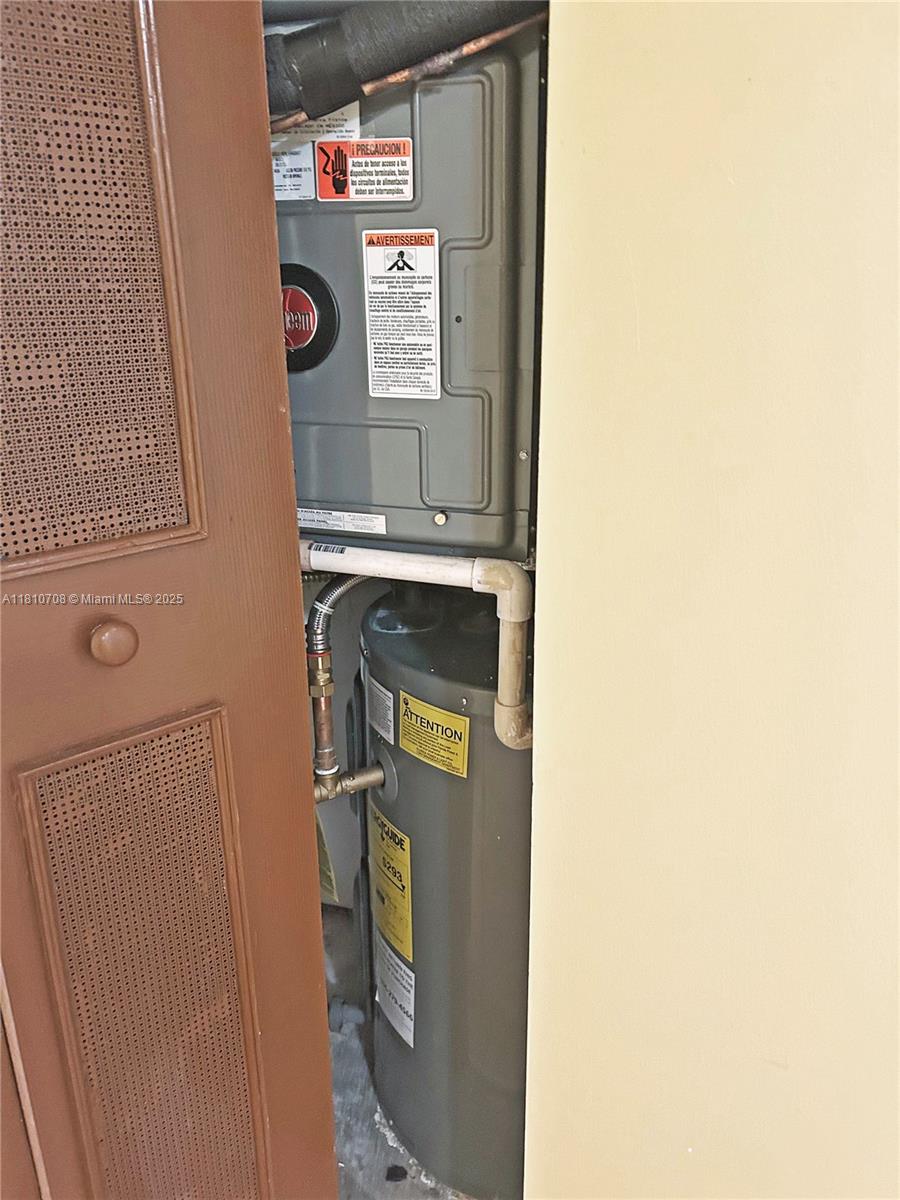 TAMARAC GARDENS CONDOMINI - Residential