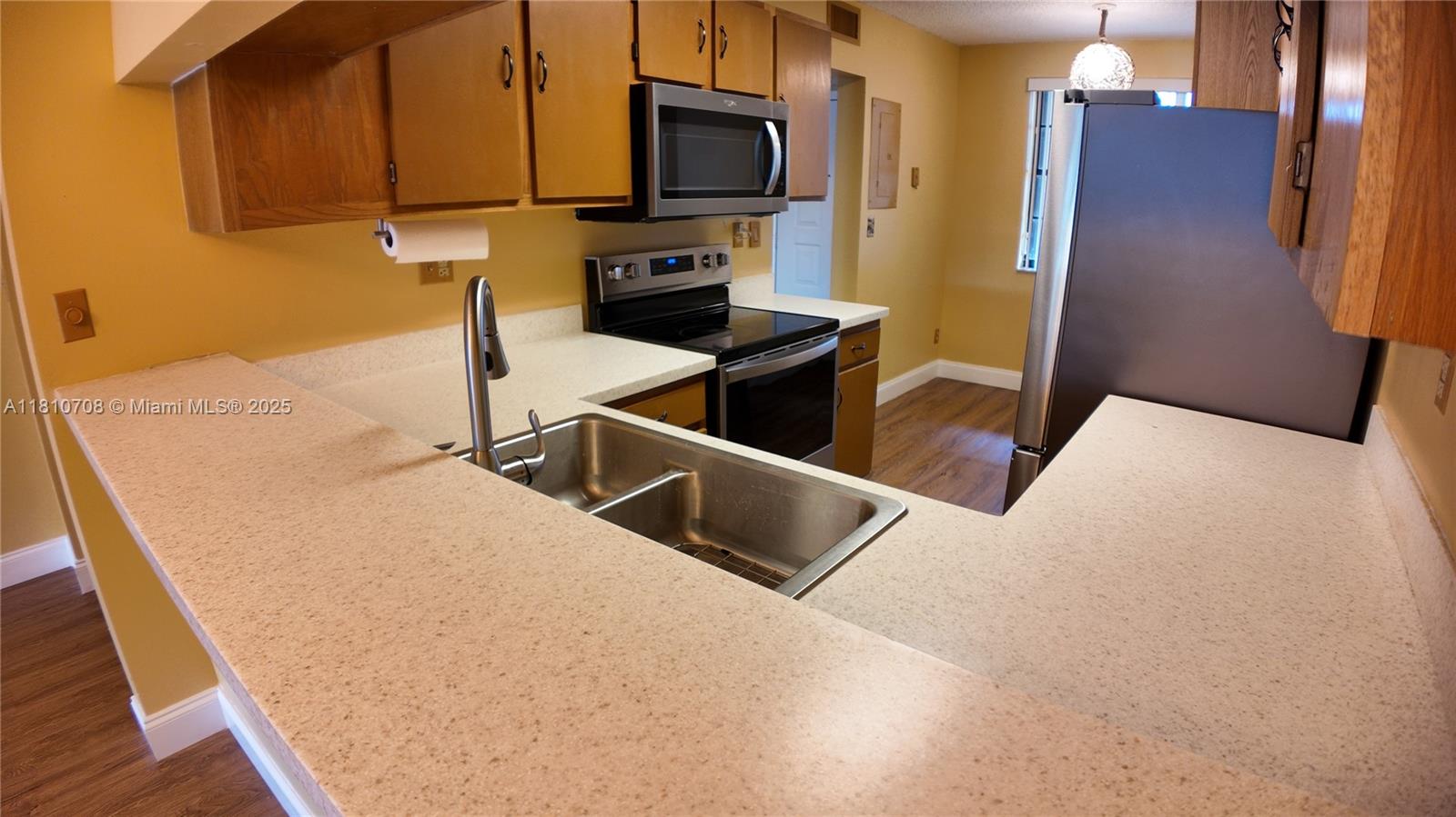 TAMARAC GARDENS CONDOMINI - Residential