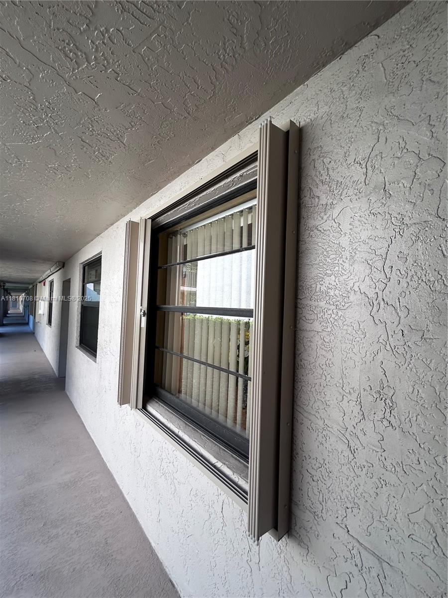 TAMARAC GARDENS CONDOMINI - Residential