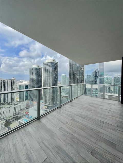1010 Brickell Ave 3711 Miami FL 33131