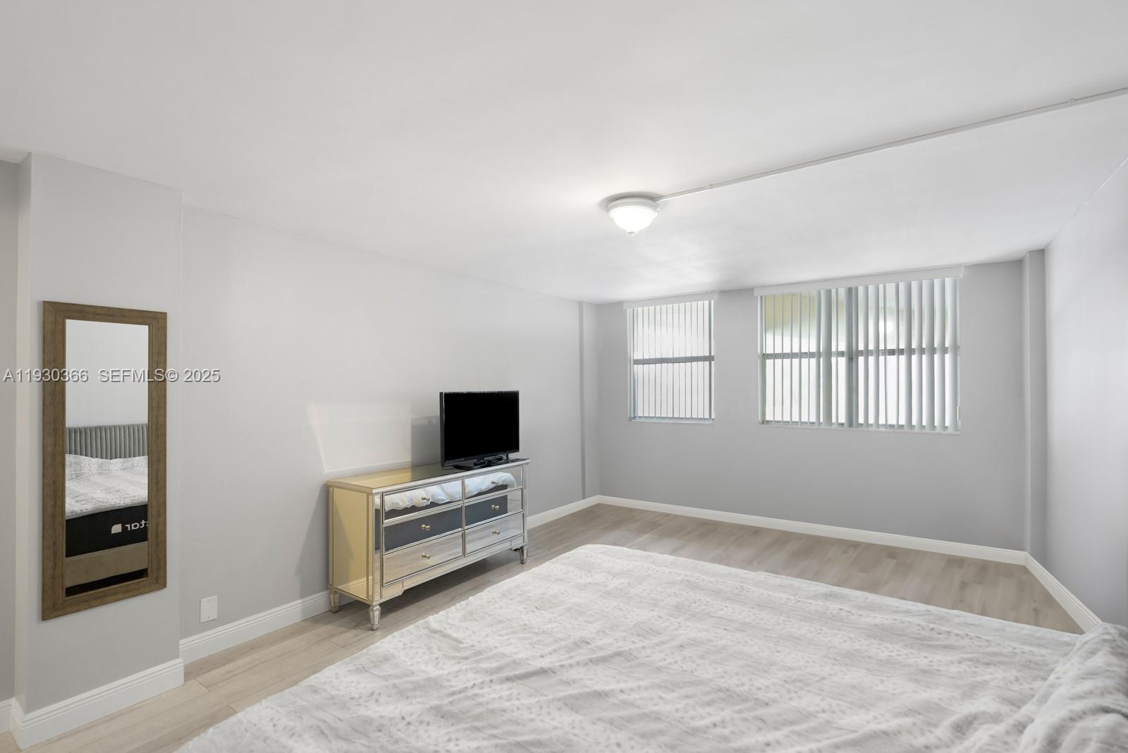 LAKE POINT TOWER CONDOMIN - Residential Lease