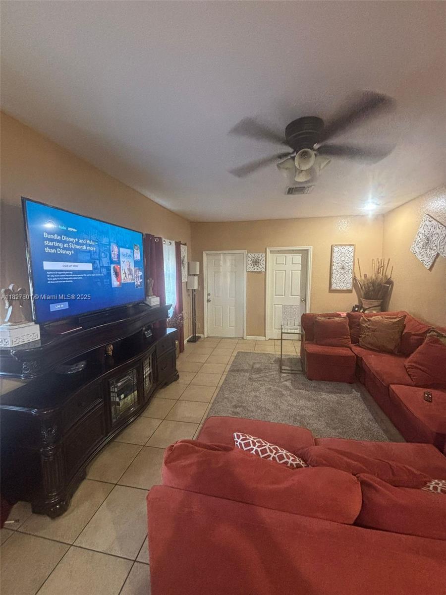 330 N Deerfield Ave