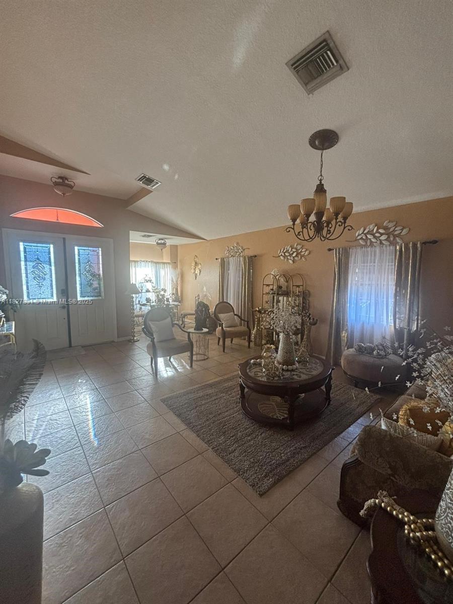 330 N Deerfield Ave