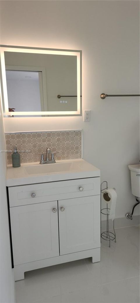 17930 SW 136th Ave B Miami FL 33177