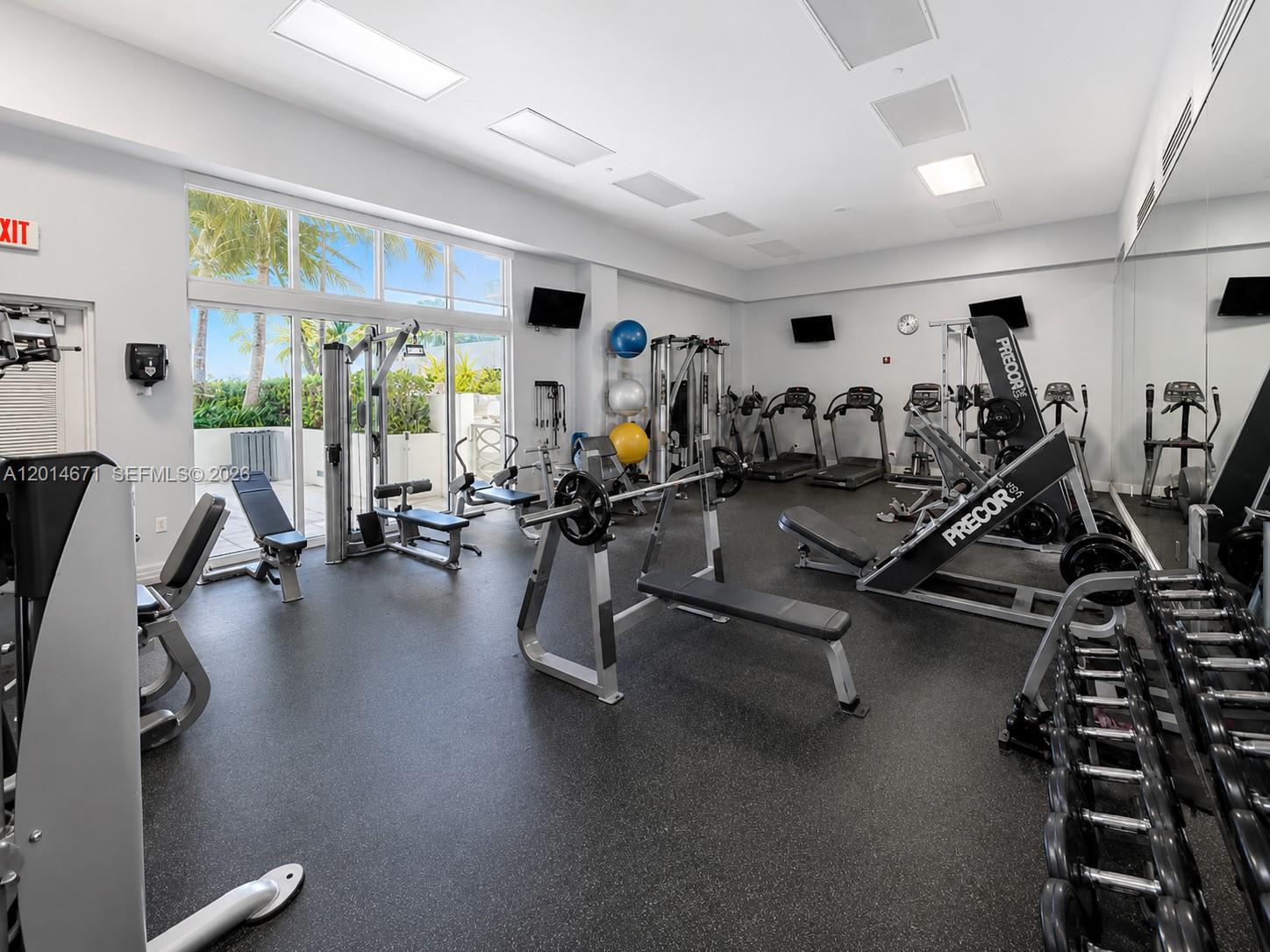 THE COLLINS CONDO - Residential Lease