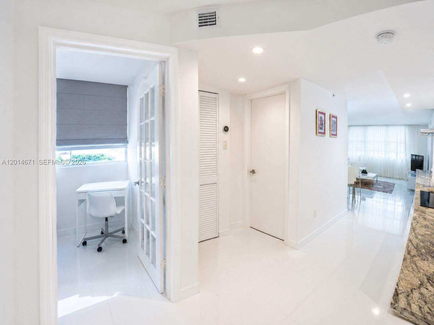 THE COLLINS CONDO - Residential Lease