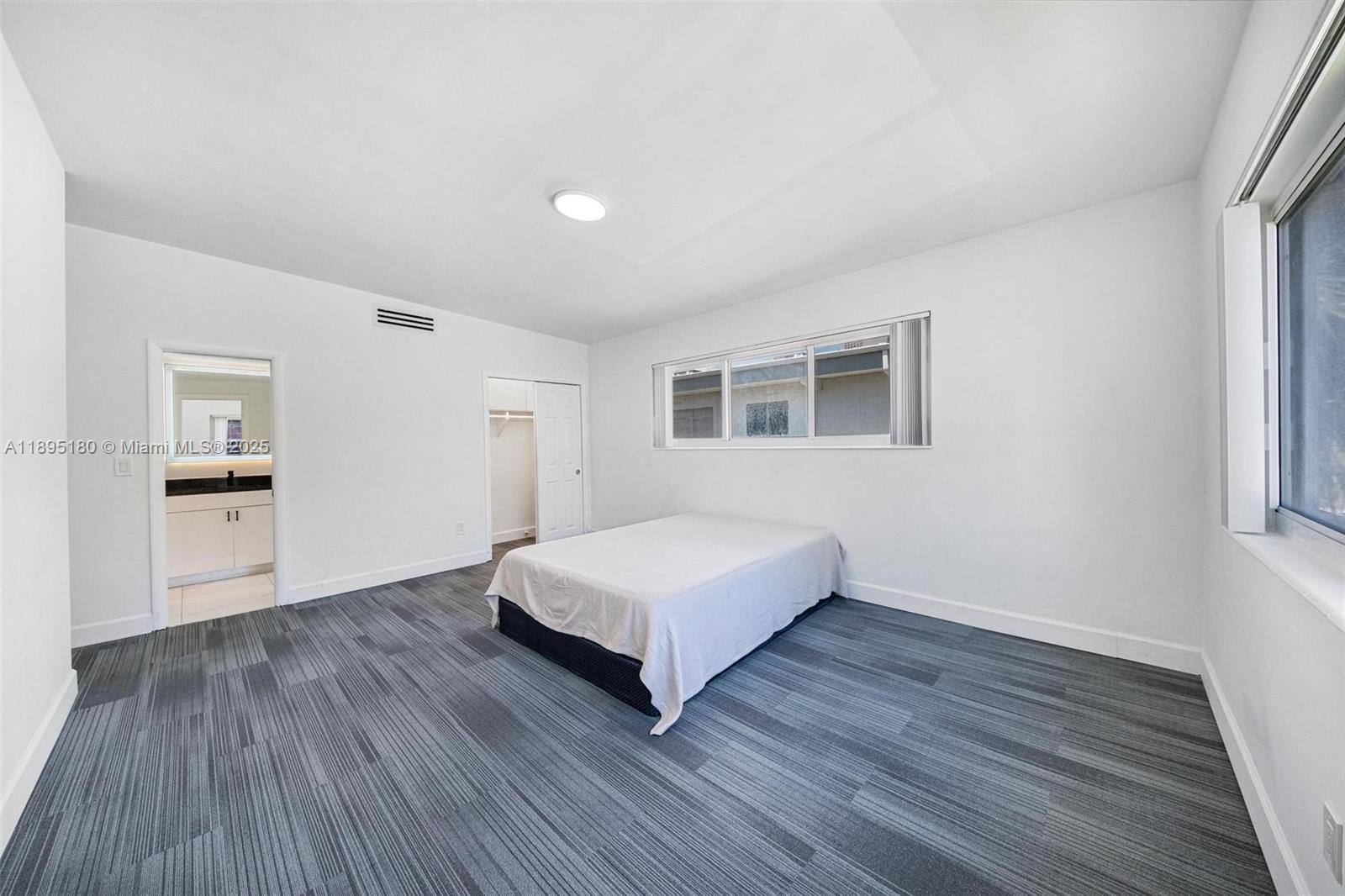 9400 CONDO APTS - Residential Lease