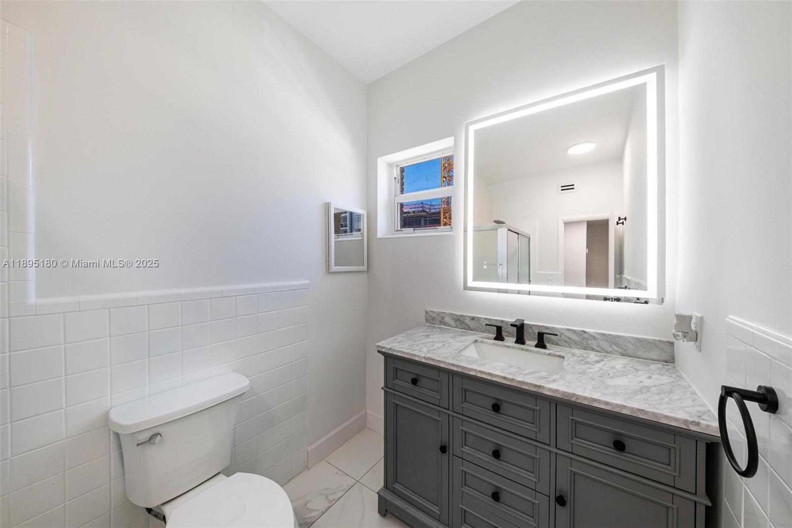 9400 CONDO APTS - Residential Lease