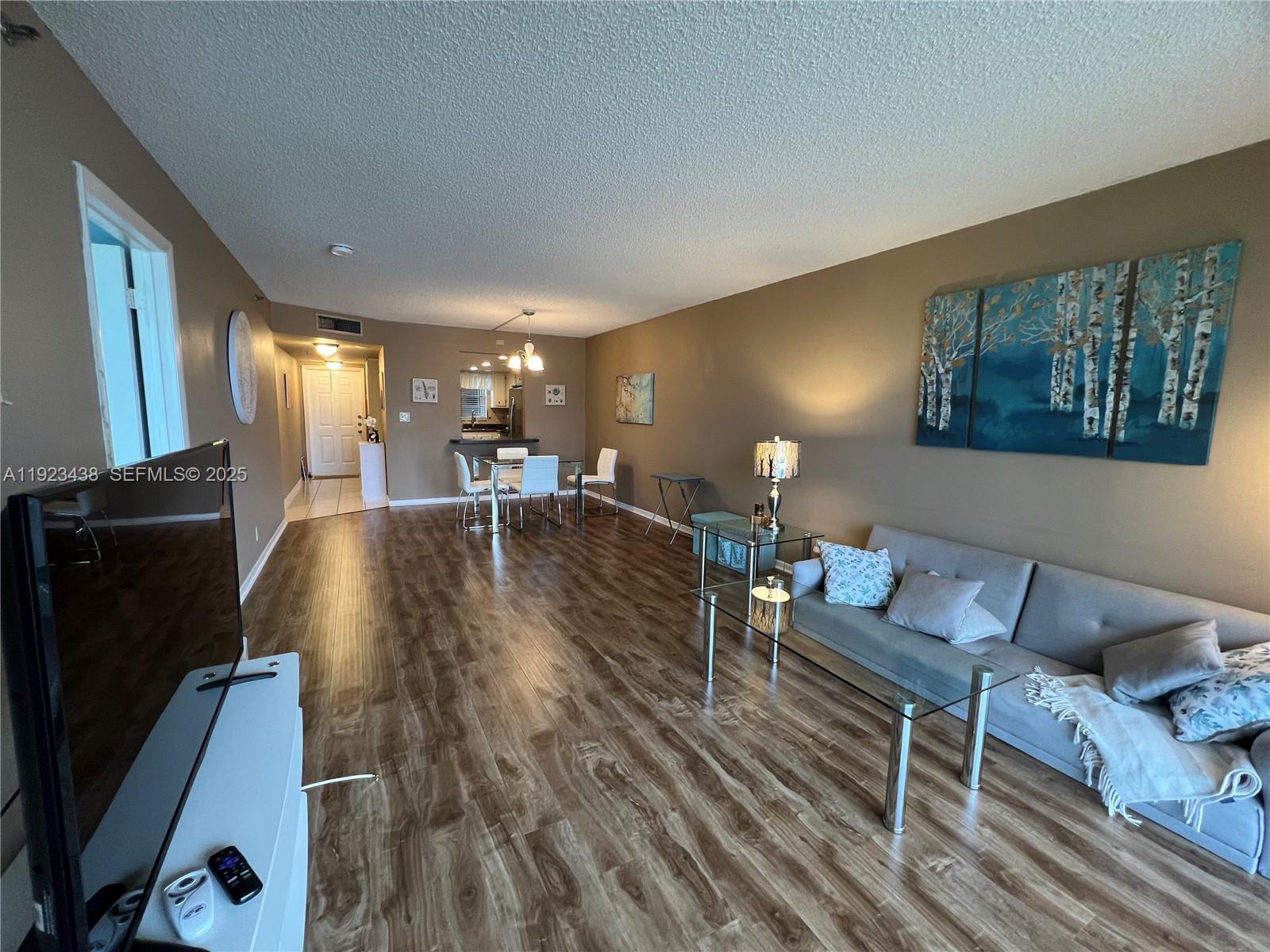 ROLLING HILLS GOLF AND TE - Residential Lease