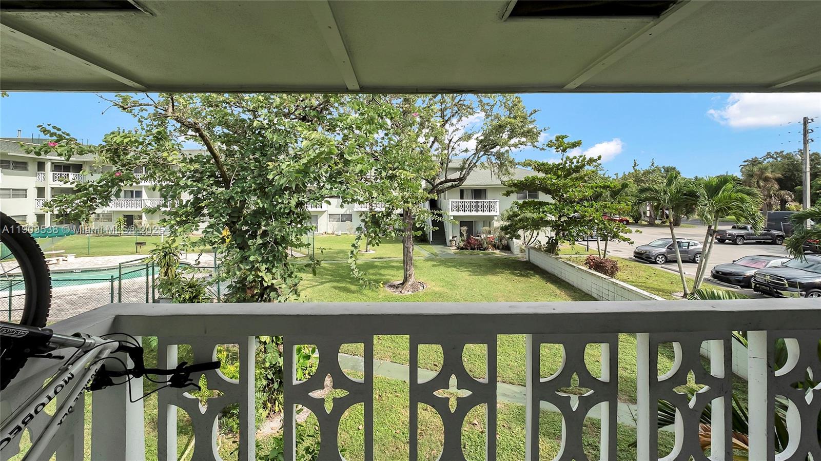 VILLAGE GREEN CONDO - Residential