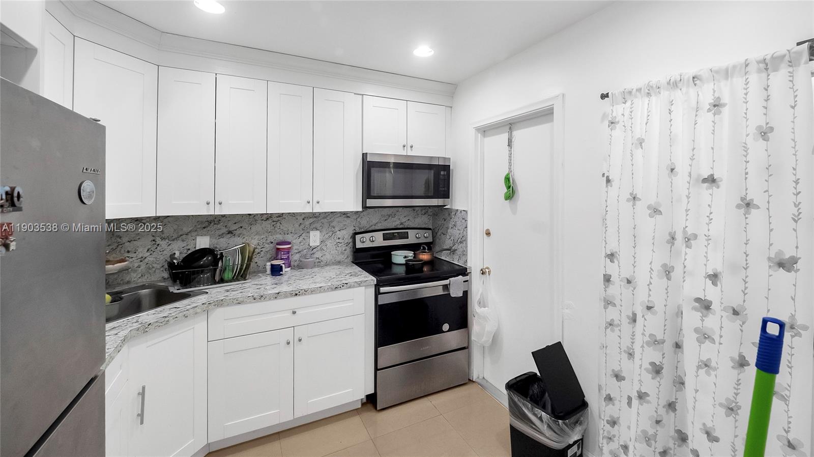 VILLAGE GREEN CONDO - Residential