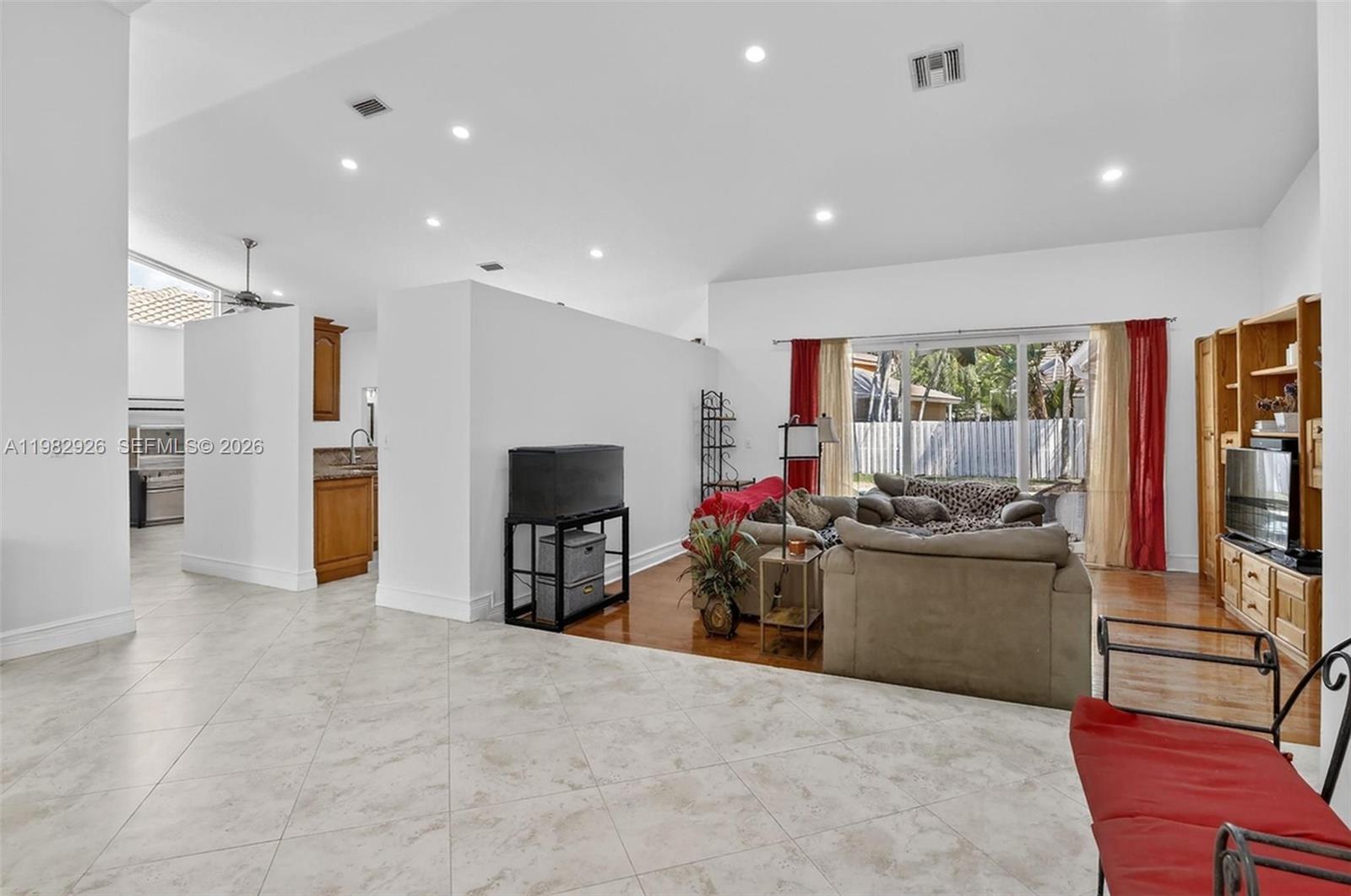 SILVER LAKES AT PEMBROKE - Residential