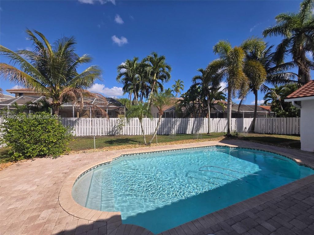 Photo of 1583 NW 182nd Way, Pembroke Pines, FL 33029 (MLS # A11982926)