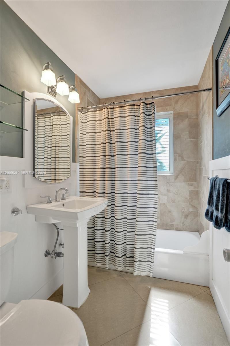 TROPICAL MANORS ADD - Residential Lease