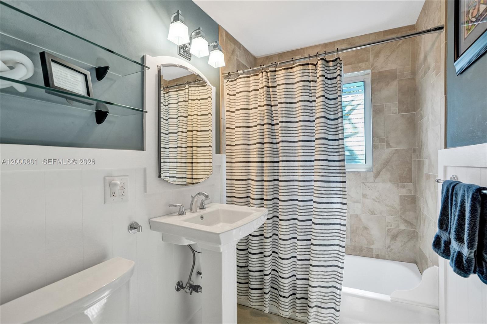 TROPICAL MANORS ADD - Residential Lease