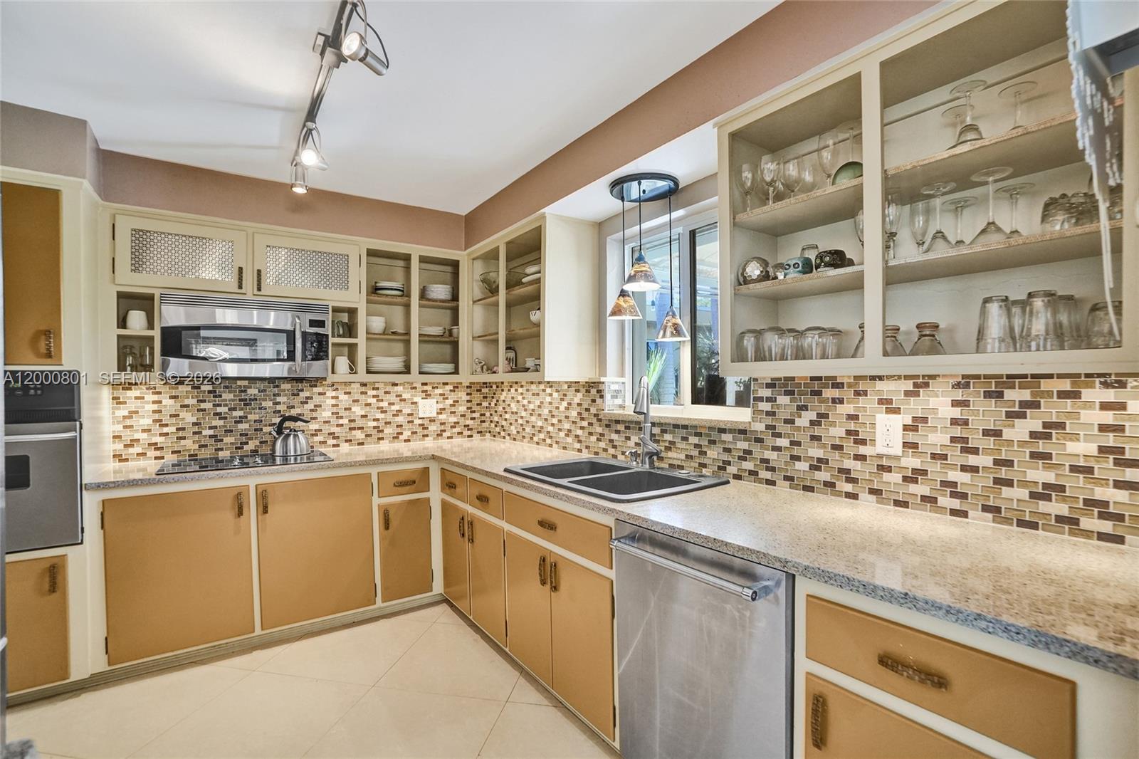 TROPICAL MANORS ADD - Residential Lease