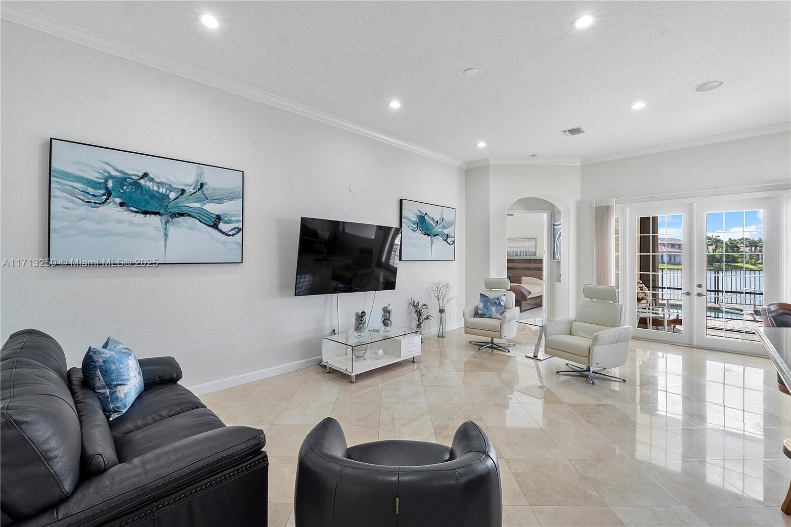 HERON BAY CENTRAL - Residential