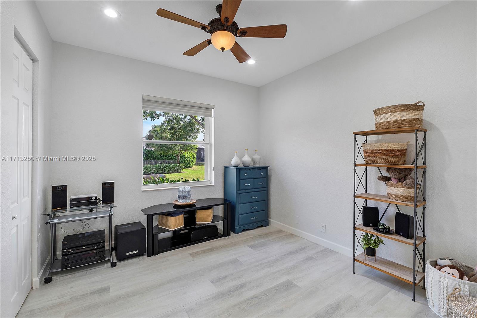 HERON BAY CENTRAL - Residential