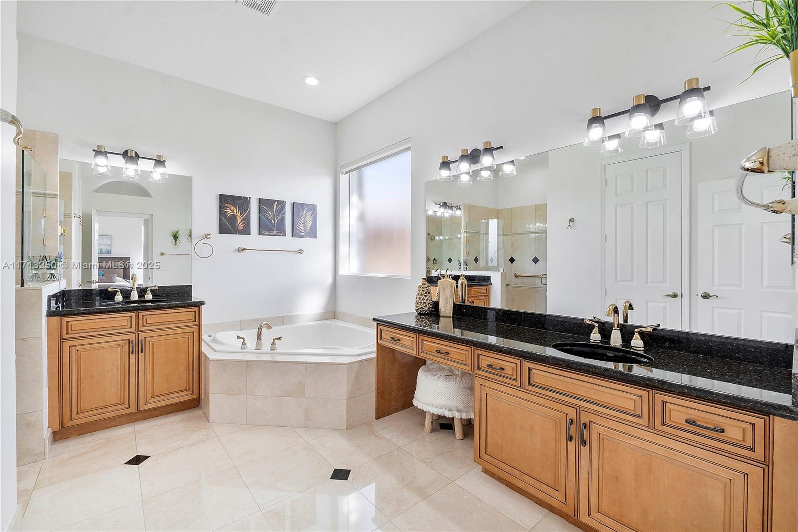 HERON BAY CENTRAL - Residential