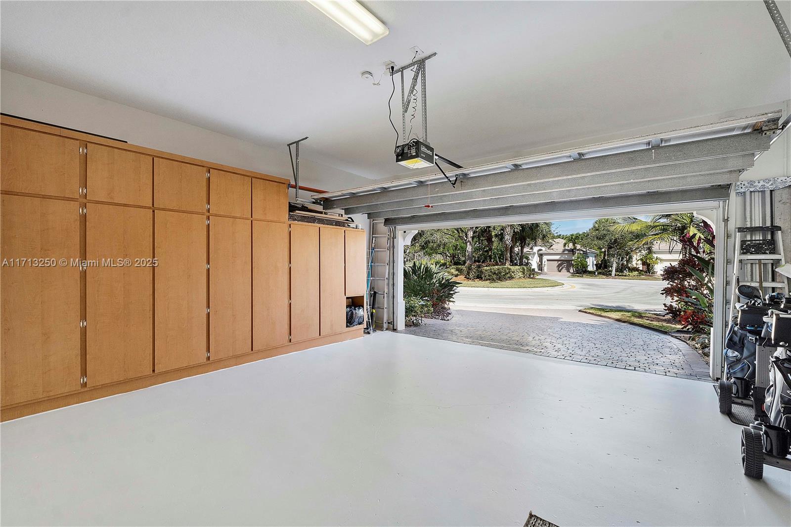 HERON BAY CENTRAL - Residential