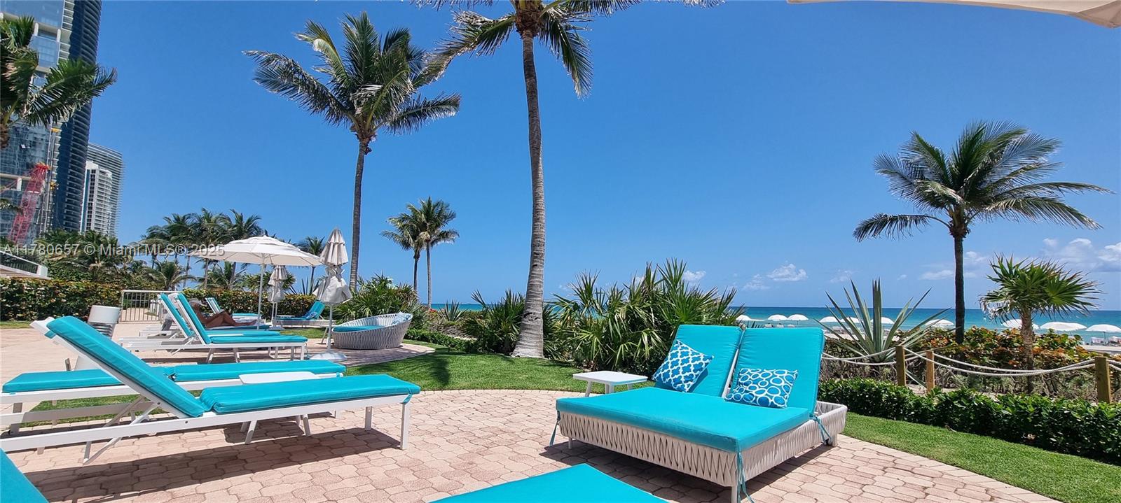 TRUMP ROYALE CONDO - Residential