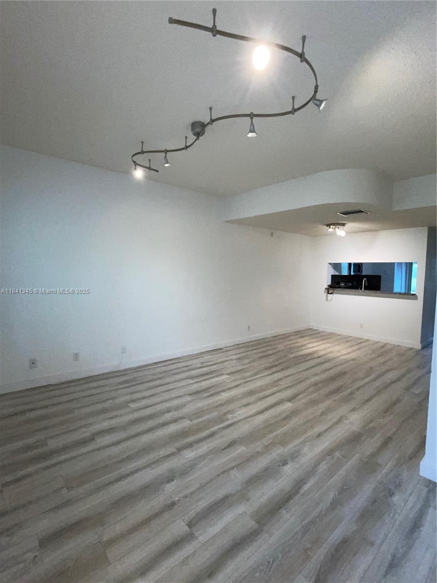 207 Mallory Ct