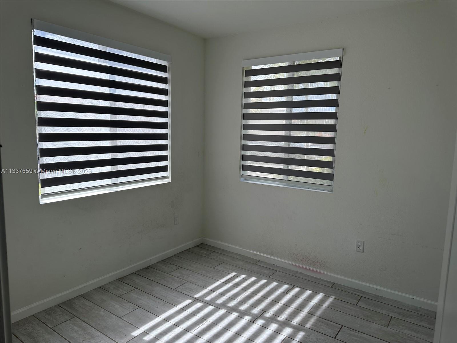TOWNS AT SEASCAPE - Residential Lease