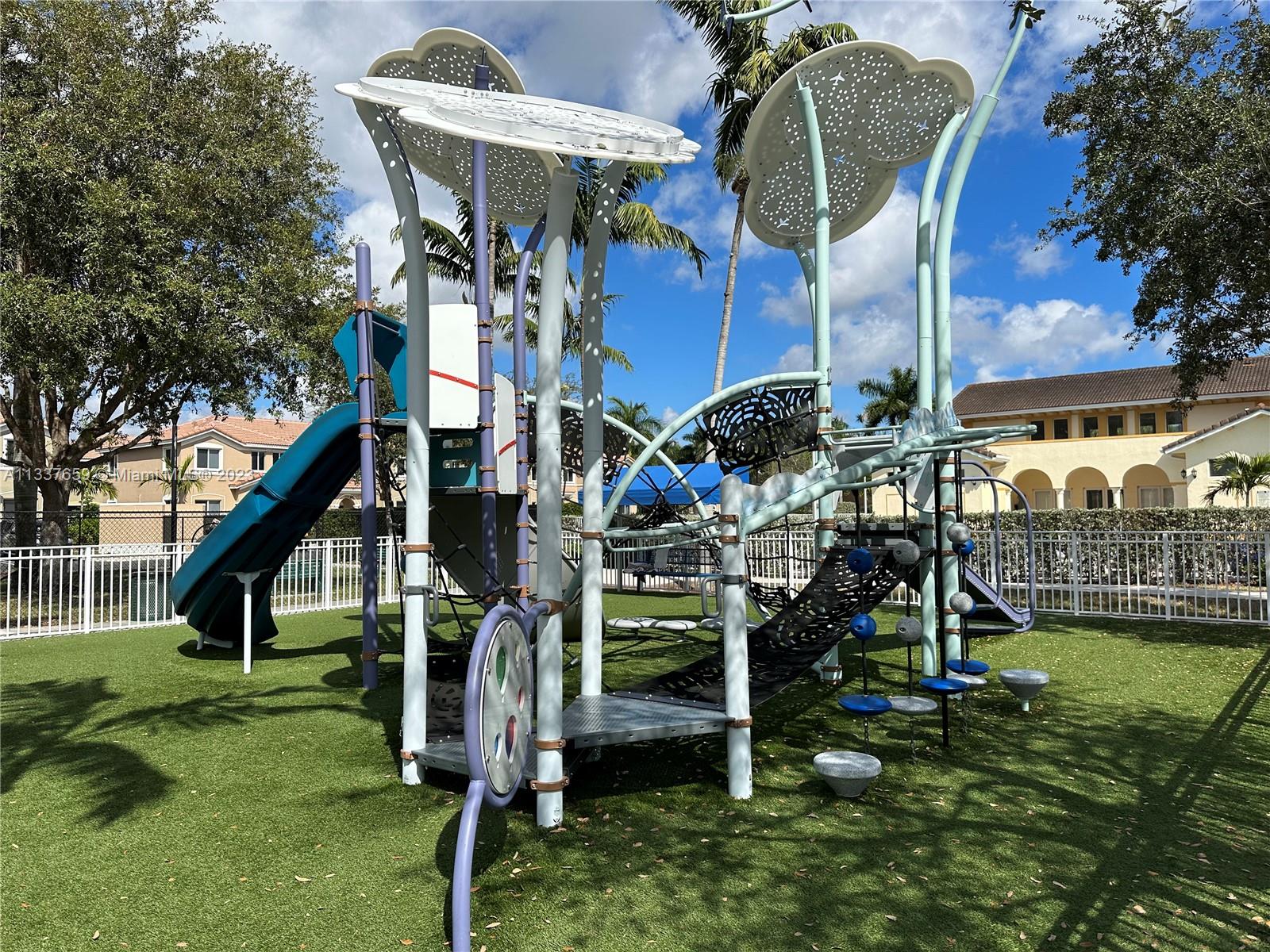 TOWNS AT SEASCAPE - Residential Lease