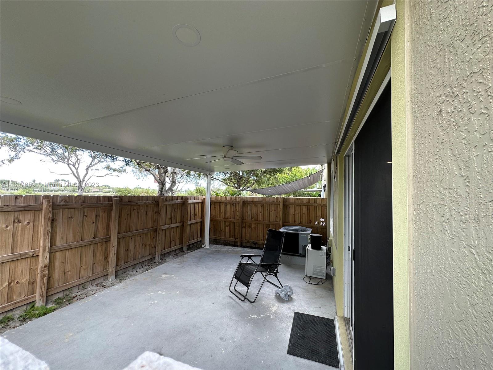 TOWNS AT SEASCAPE - Residential Lease