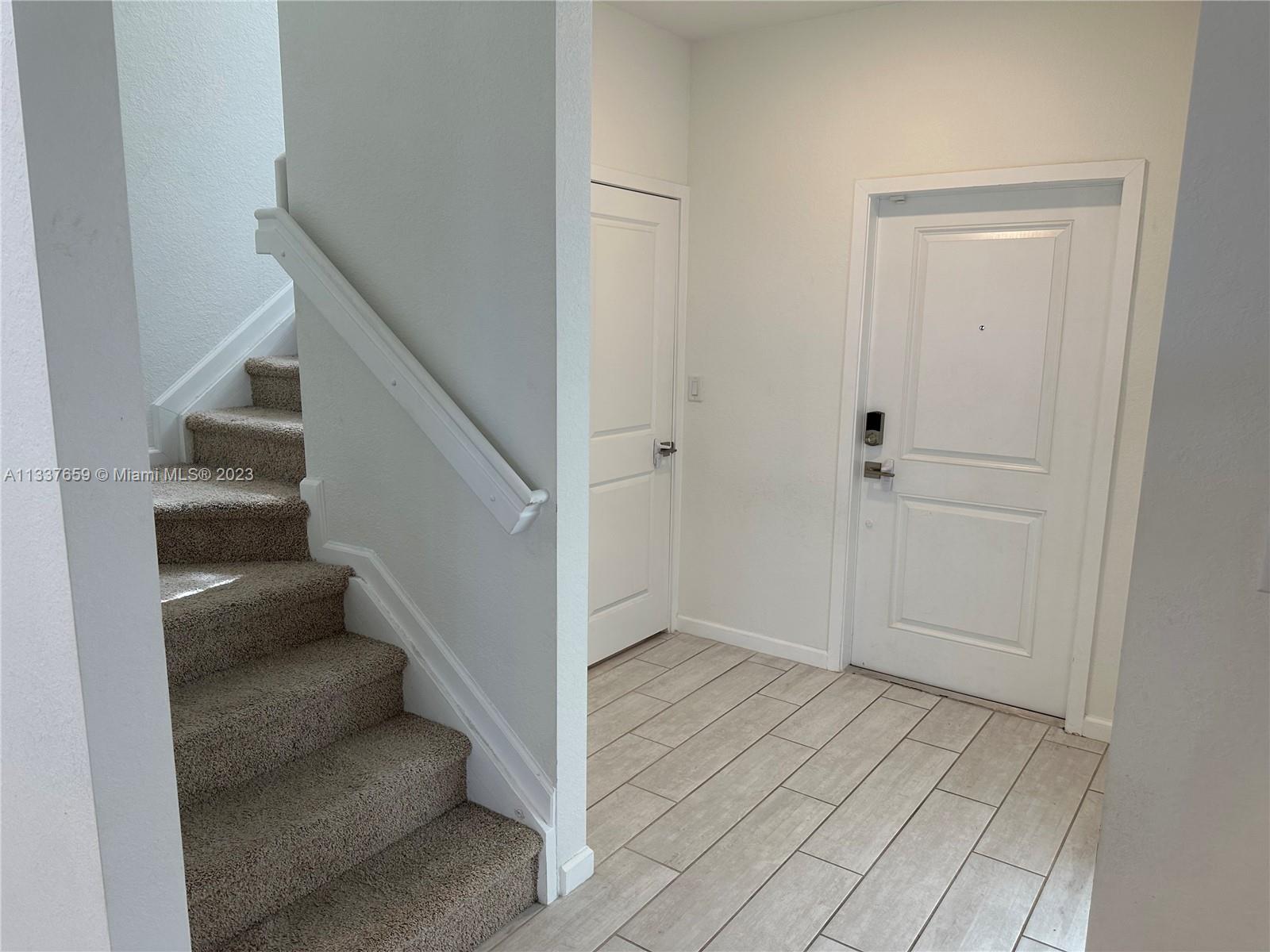 TOWNS AT SEASCAPE - Residential Lease