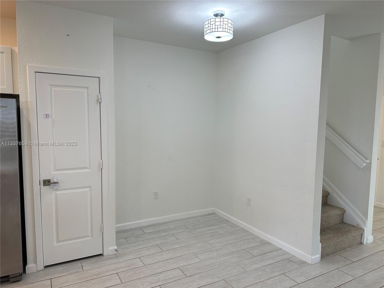 TOWNS AT SEASCAPE - Residential Lease