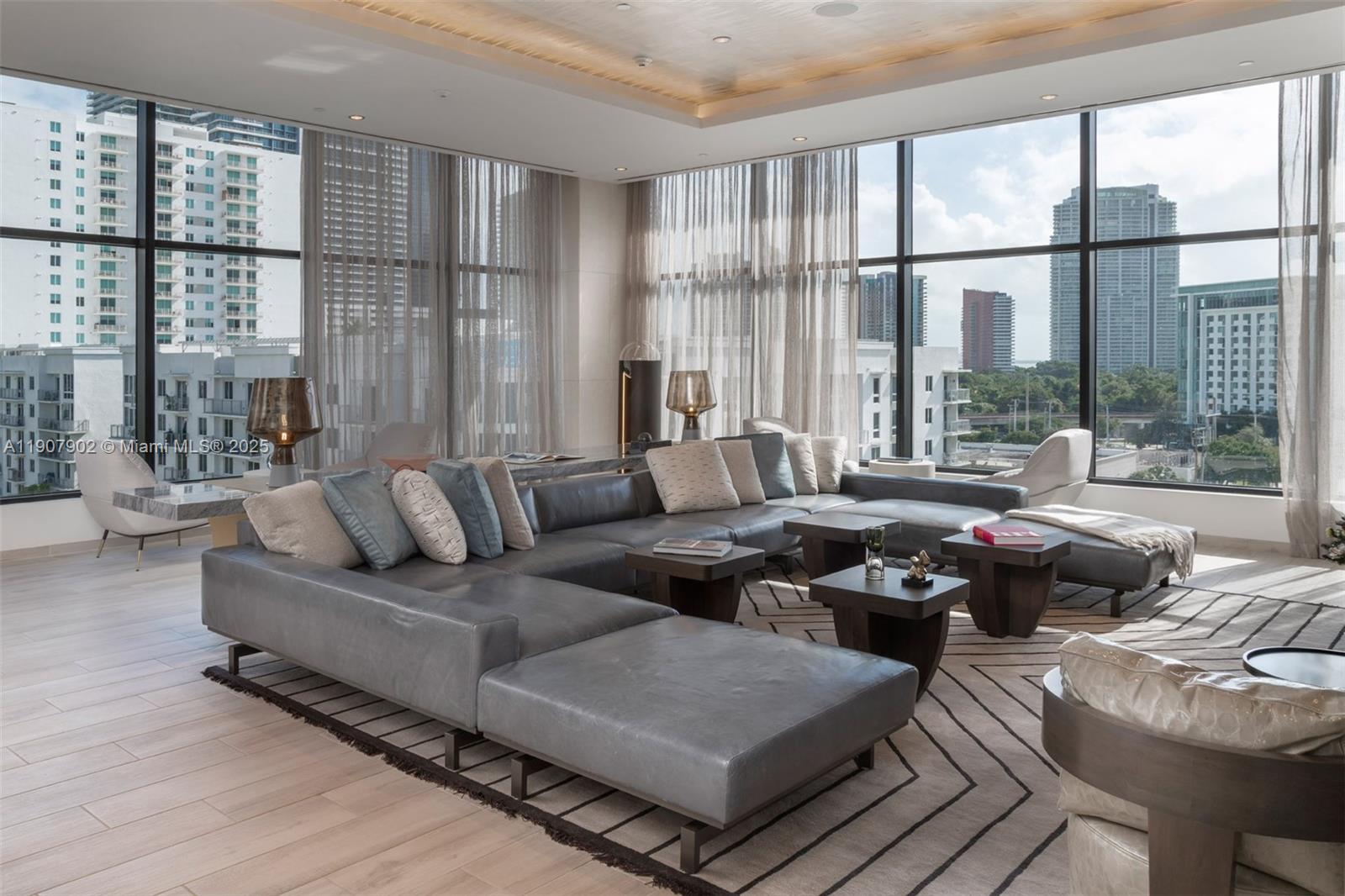 MIAMI HEIGHTS - Residential Lease