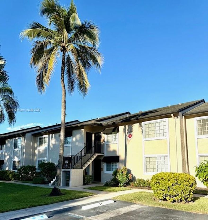 Great investment or personal use SALE opportunity in sought-after golf community of Ninth Green at Crystal. Enjoy private community lifestyle in this 2-bedroom, 2 baths condo, completely furnished!!!
Home features ample living area, spacious kitchen and cover terrace area for entertainment. Community offers pool area with cabana and outdoor grills.
Centrally located within close proximity to A+ schools, shopping and entertainment, and major roadways. Family oriented environment, well maintained, quiet and safe with 24/7
Security Patrol. Short-Term term Lease allowed.