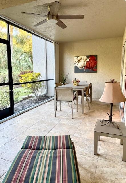 NINTH GREEN AT CRYSTAL LA - Residential