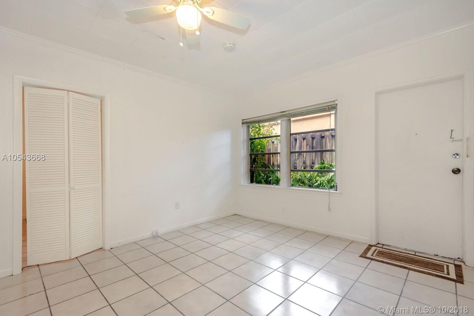 COLEE HAMMOCK - Residential Lease