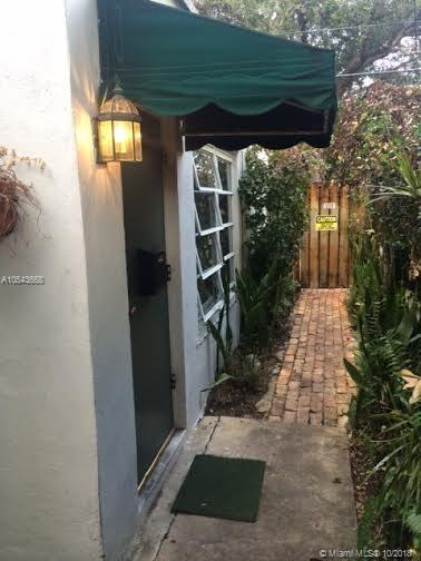 COLEE HAMMOCK - Residential Lease