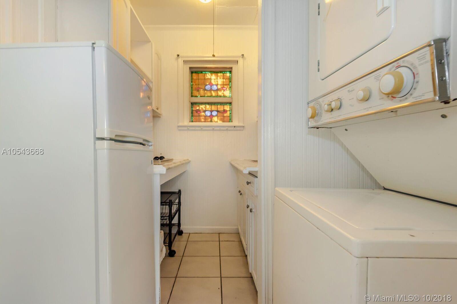 COLEE HAMMOCK - Residential Lease